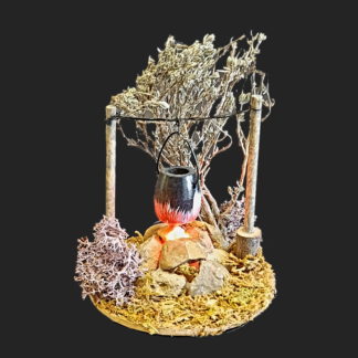feu de camp avec chaudron –  Aubagne -provence – santon de provence -santon – décors de provence – décors de crèche – crèches de Provence- accessoire de Provence -artisan – made in france – france