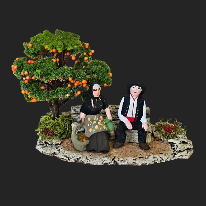 Santons Couple Corse sur le Banc